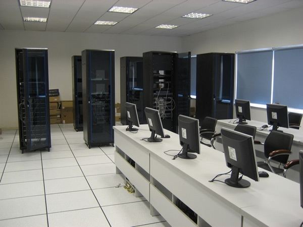 口碑鑄就價(jià)值，服務(wù)創(chuàng)造輝煌——蘇州鉆之冠智能科技的弱電工程與計(jì)算機(jī)網(wǎng)絡(luò)系統(tǒng)專業(yè)報(bào)價(jià)與服務(wù)解析